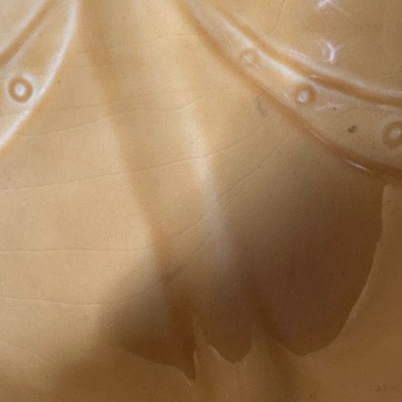 Pretty Vintage Yellow Butterfly Bowl - Picture 4 of 5